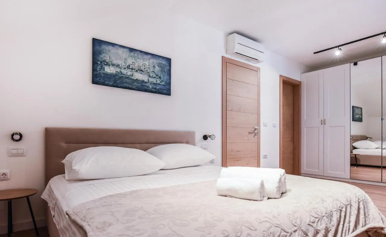 Maritimo Apartment Zadar